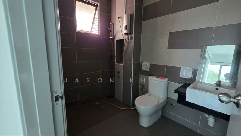 2-storey Terraced House for Sale in Bandar Dato Onn (Tebrau) - Jason Khoo - Bathroom - PropertyGuru.com.my
