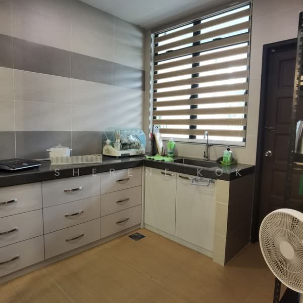 2.5-storey Terraced House for Sale in Kuching (Sarawak) - Sherene Kok - Kitchen - PropertyGuru.com.my