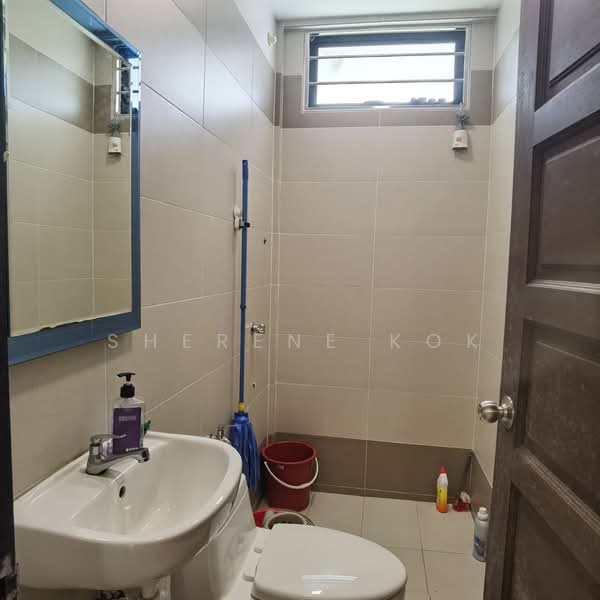 2.5-storey Terraced House for Sale in Kuching (Sarawak) - Sherene Kok - Bathroom - PropertyGuru.com.my