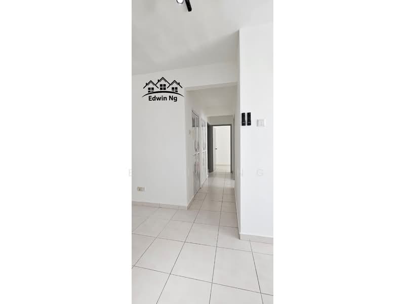 Apartment for Sale at Centrio Avenue - Edwin Ng - Corridor - PropertyGuru.com.my