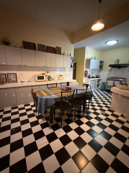 Rumah Banglo untuk Dijual di Seksyen 10 (Petaling Jaya) - Theresa De Silva - PropertyGuru.com.my