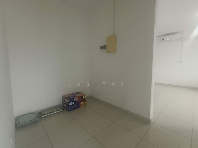 Service Residence for Sale at Skysuites @ Meldrum Hills - Jas Tay - Interior - PropertyGuru.com.my