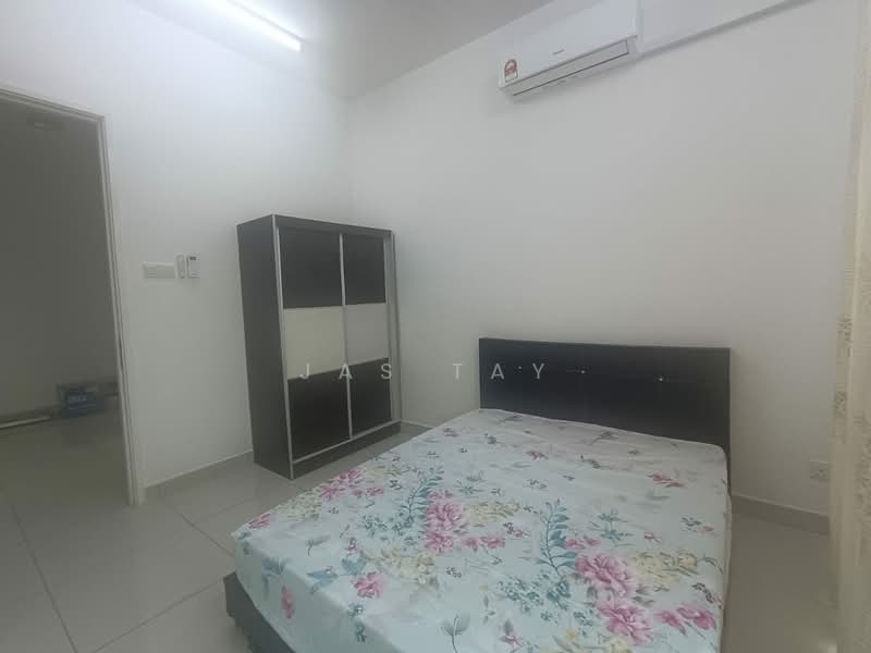 Service Residence for Sale at Skysuites @ Meldrum Hills - Jas Tay - Bedroom - PropertyGuru.com.my