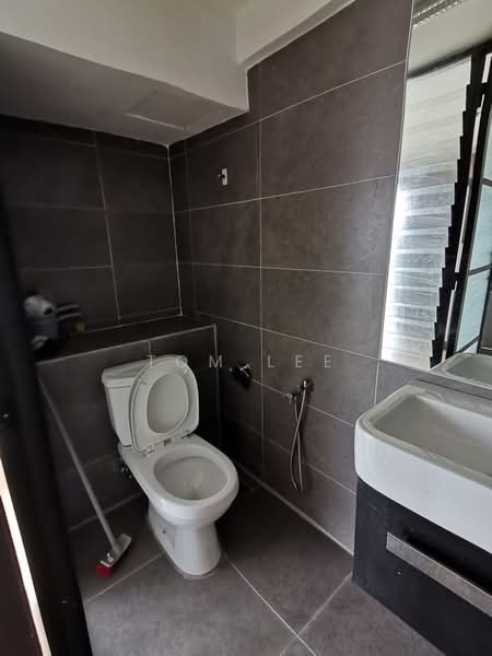 Condominium for Rent at Empire Damansara (Empire SOHO 2) - Tom Lee - Bathroom - PropertyGuru.com.my