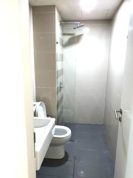 Servis Apartment untuk Disewa di Danau Kota Suite Apartments - David Lao - Bathroom - PropertyGuru.com.my