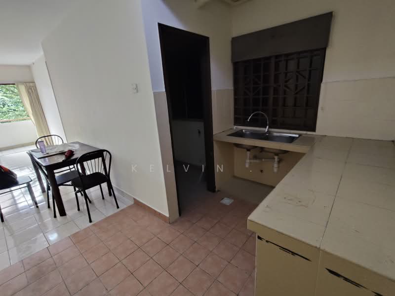 Kondominium untuk Dijual di Palm Spring @ Damansara - Kelvin . - Dining Room - PropertyGuru.com.my