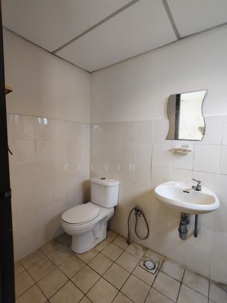 Kondominium untuk Dijual di Palm Spring @ Damansara - Kelvin . - Bathroom - PropertyGuru.com.my