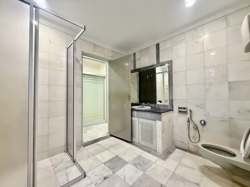 Semi-Detached House for Rent in Tanjung Bungah (Penang) - Lee Xue Chen - Bathroom - PropertyGuru.com.my