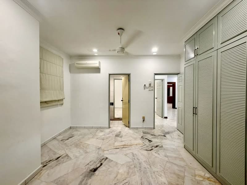 Semi-Detached House for Rent in Tanjung Bungah (Penang) - Lee Xue Chen - Bedroom - PropertyGuru.com.my