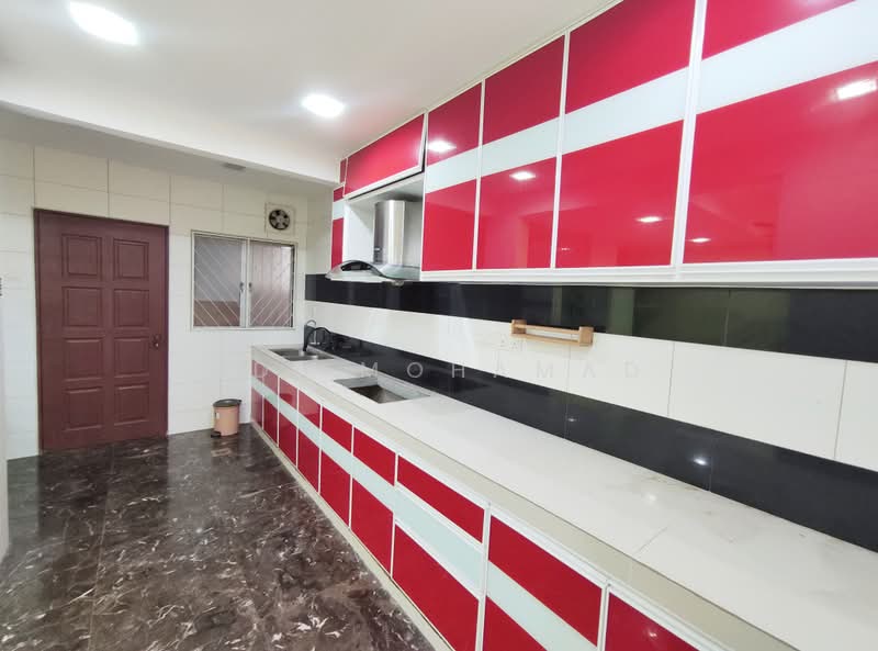 2-storey Terraced House for Sale in Wangsa Melawati (Wangsa Maju) - Adi Mohamad - Kitchen - PropertyGuru.com.my