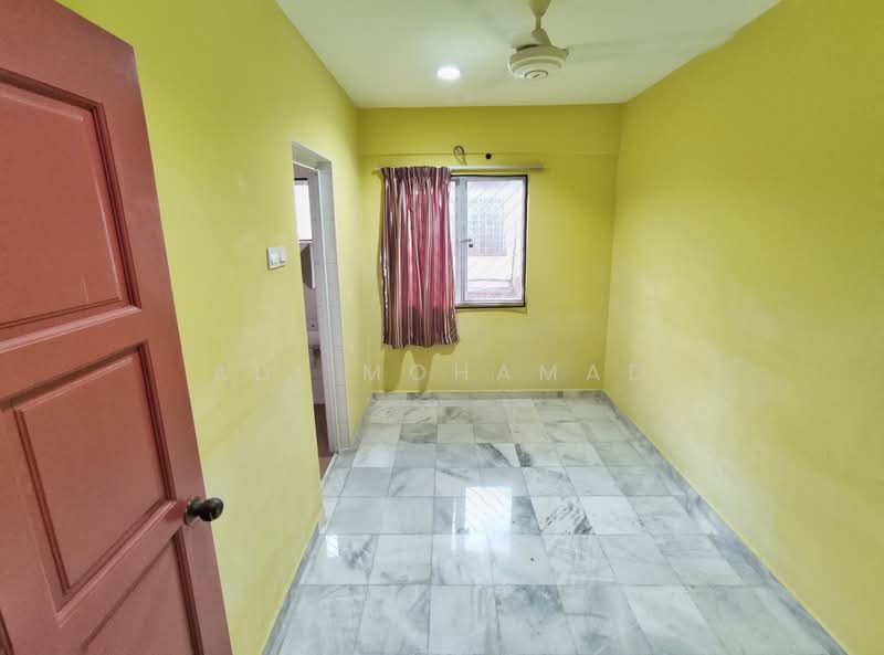 2-storey Terraced House for Sale in Wangsa Melawati (Wangsa Maju) - Adi Mohamad - Interior - PropertyGuru.com.my