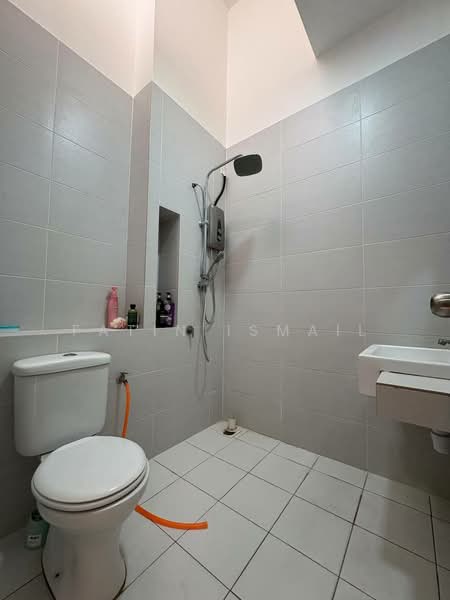 2-storey Terraced House for Sale in Eco Grandeur (Puncak Alam) - Fatin Ismail - Bathroom - PropertyGuru.com.my