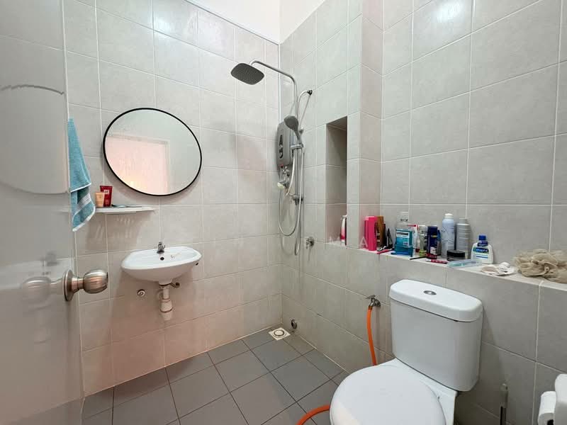 2-storey Terraced House for Sale in Eco Grandeur (Puncak Alam) - Fatin Ismail - Bathroom - PropertyGuru.com.my