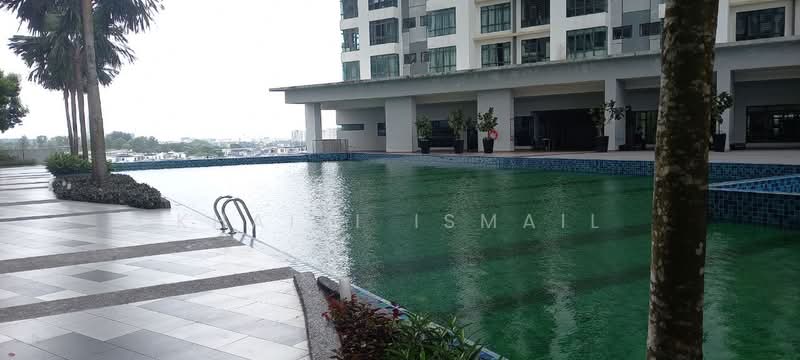 Servis Apartment untuk Disewa di ARC @ Austin Hills - Khairi Ismail - Pool - PropertyGuru.com.my
