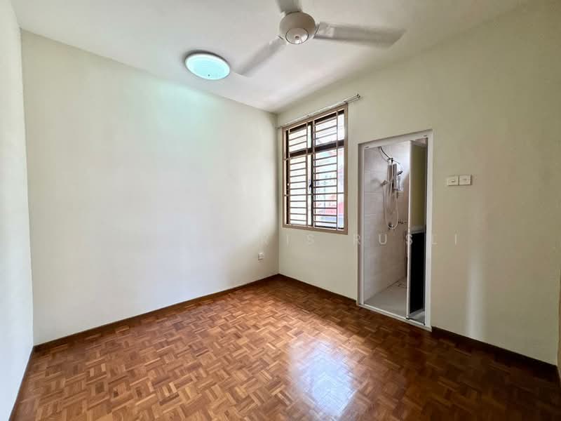 2-storey Terraced House for Sale in Taman Damansara Aliff (Tampoi) - Amir Faris Rusli - Interior - PropertyGuru.com.my