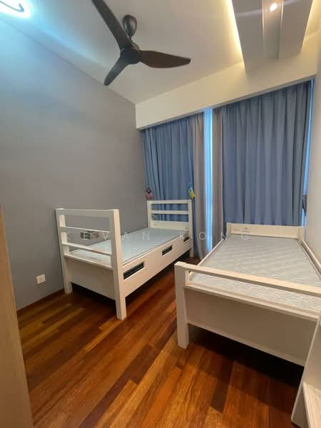 Condominium for Sale at Queens Residences Q1 @ Queens Waterfront - Kevan Kong - Bedroom - PropertyGuru.com.my