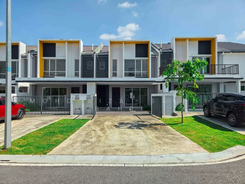 2-storey Terraced House for Sale in Serene Heights (Semenyih) - Mohd Aizat Saiful Bahri - Exterior - PropertyGuru.com.my