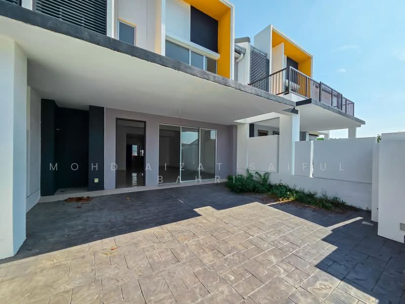 2-storey Terraced House for Sale in Serene Heights (Semenyih) - Mohd Aizat Saiful Bahri - Exterior - PropertyGuru.com.my