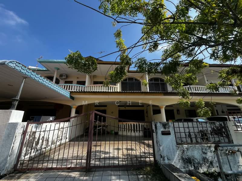 Terraced House for Sale in Ipoh (Perak) - Mr Chee - Exterior - PropertyGuru.com.my