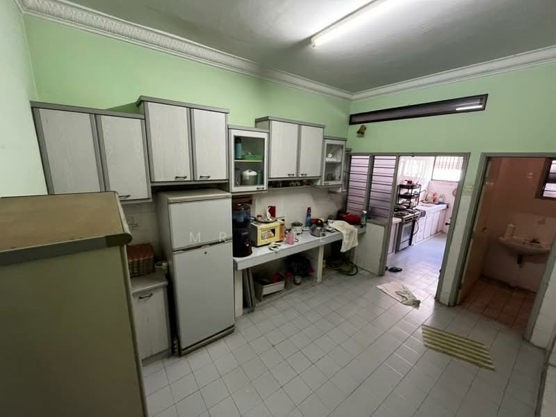 Terraced House for Sale in Ipoh (Perak) - Mr Chee - Kitchen - PropertyGuru.com.my