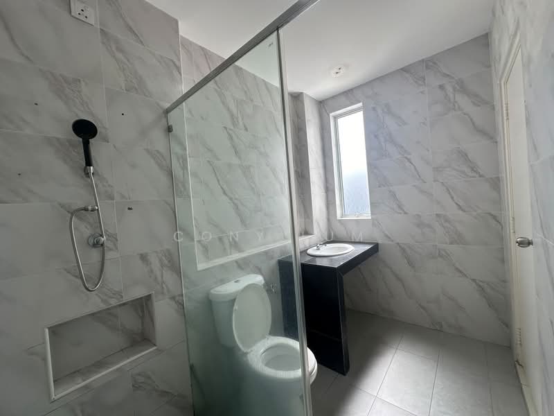 Semi-Detached House for Sale in Simpang Pulai (Perak) - Cony Lum - Bathroom - PropertyGuru.com.my