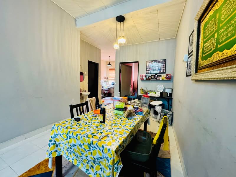 Terraced House for Sale in Bandar Putera 2 (Klang) - Alif Saad - PropertyGuru.com.my