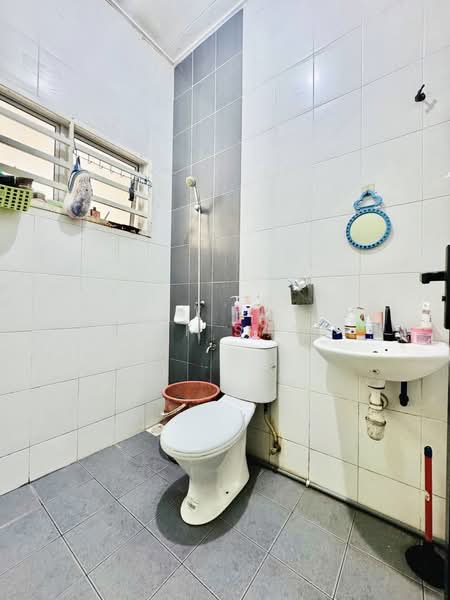 Terraced House for Sale in Bandar Putera 2 (Klang) - Alif Saad - PropertyGuru.com.my