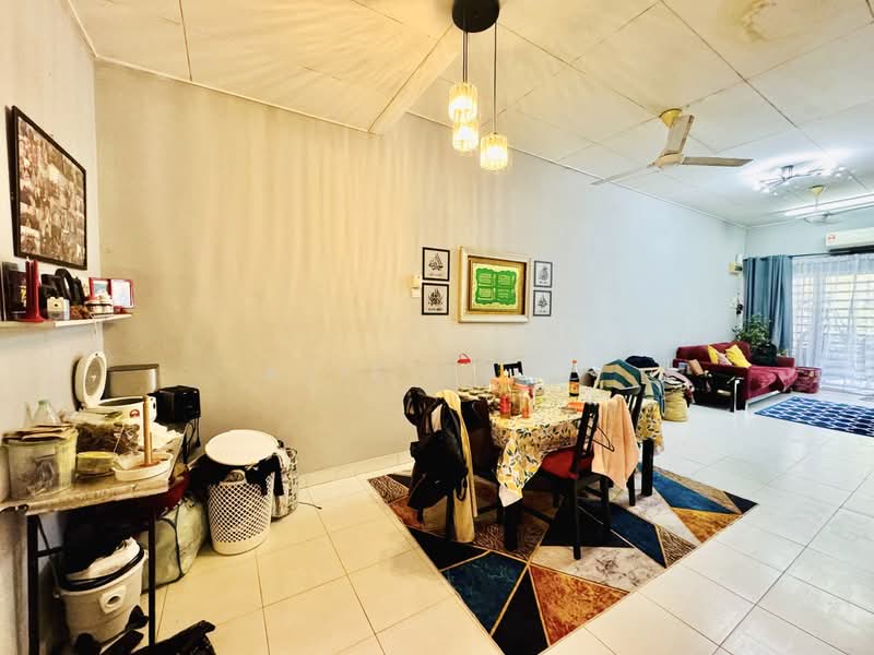 Terraced House for Sale in Bandar Putera 2 (Klang) - Alif Saad - PropertyGuru.com.my