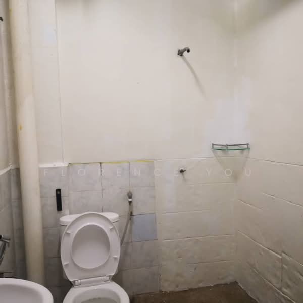 Rumah Flat untuk Dijual di Taman Bukit Segar - Florence You - Bathroom - PropertyGuru.com.my