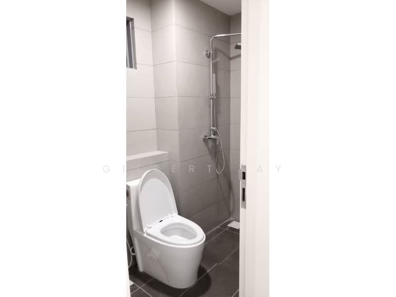 Kondominium untuk Disewa di Lakefront Residence - Gilbert Tay - Bathroom - PropertyGuru.com.my