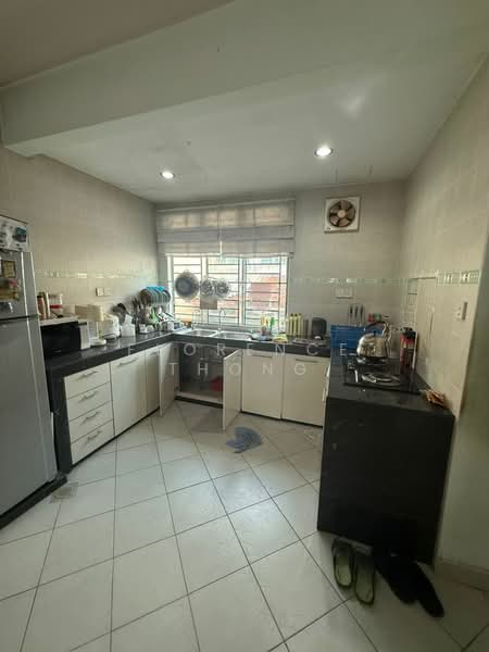 2-storey Terraced House for Rent in Taman Skudai Indah (Skudai) - Florence Thong - Kitchen - PropertyGuru.com.my