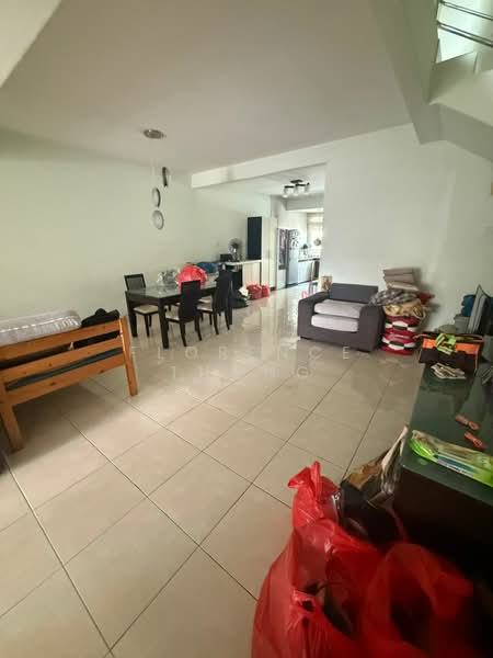 2-storey Terraced House for Rent in Taman Skudai Indah (Skudai) - Florence Thong - Living Room - PropertyGuru.com.my
