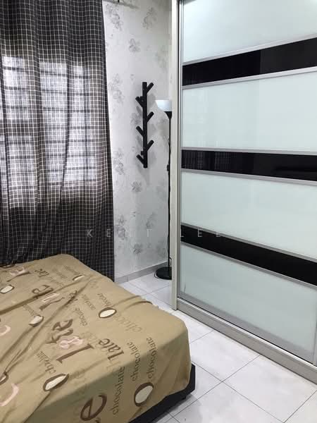 Kondominium untuk Dijual di Desa Impiana - Kent Lee - Bedroom - PropertyGuru.com.my