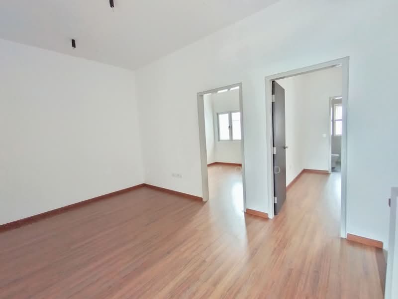 2-storey Terraced House for Sale in Bandar Serenia (Dengkil) - Azhar Mohd - Interior - PropertyGuru.com.my