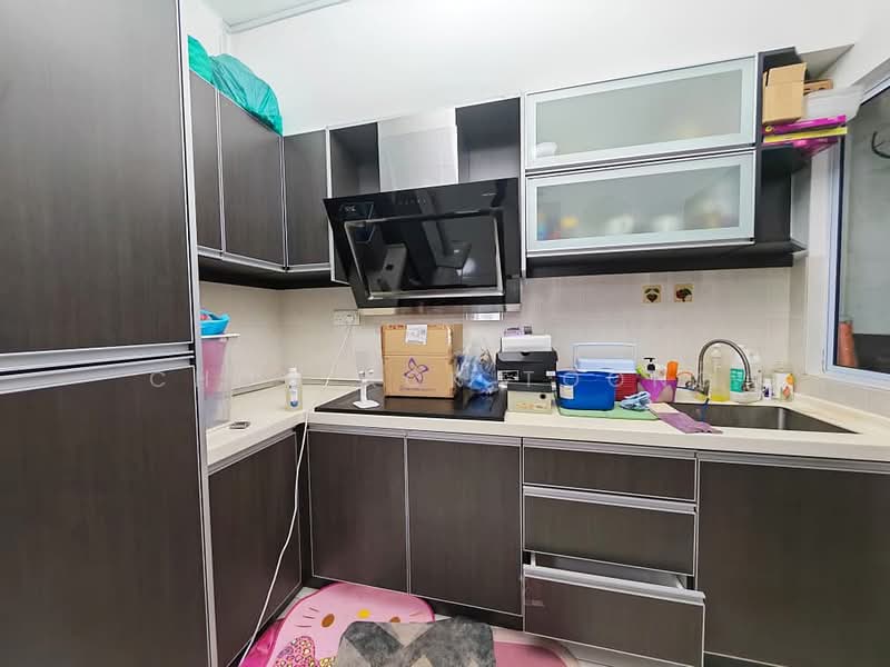 Service Residence for Sale at Koi Kinrara - Chow Kok Toong - Kitchen - PropertyGuru.com.my