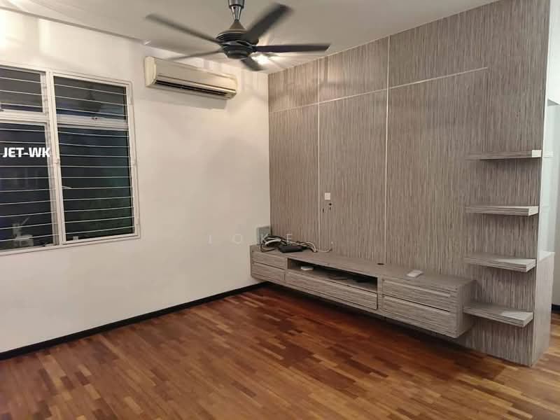Rumah Berkembar untuk Disewa di Setia Damai (Setia Alam) - Loke . - Living Room - PropertyGuru.com.my