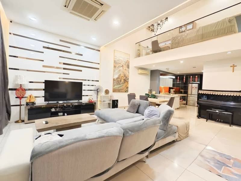 2-storey Terraced House for Sale in Setia Damai (Setia Alam) - Suen Ng - Living Room - PropertyGuru.com.my