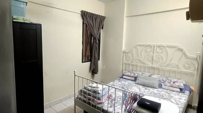 Kondominium untuk Dijual di Pelangi Damansara - Syahrim Naim - Bedroom - PropertyGuru.com.my