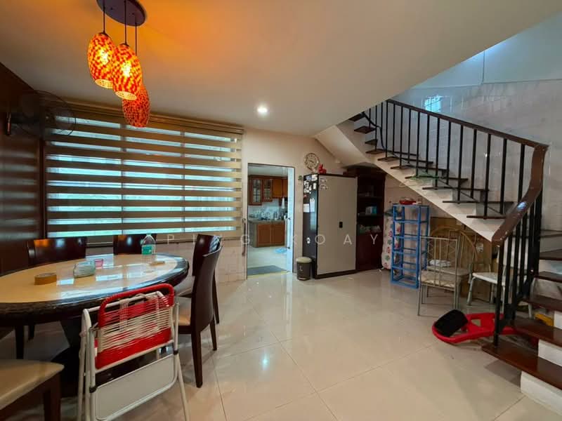 Semi-Detached House for Sale in Island Park (Jelutong) - Ping Koay - Dining Room - PropertyGuru.com.my