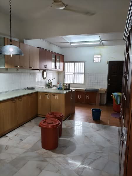 Rumah Teres 2 Tingkat untuk Dijual di Taman Bukit Angsana (Cheras) - Jun Jun - Kitchen - PropertyGuru.com.my