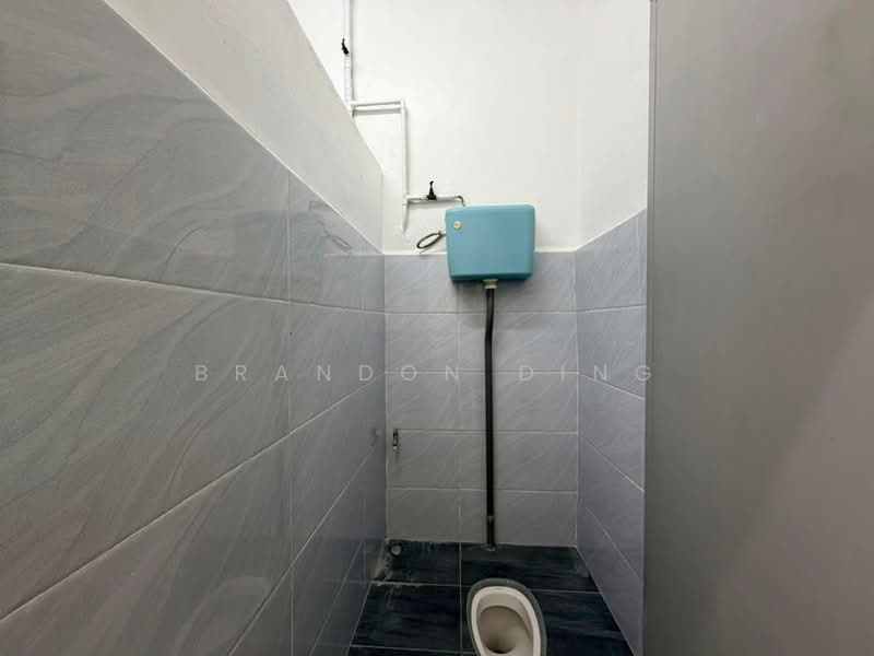 1-storey Terraced House for Rent in Skudai (Johor) - Brandon Ding - Bathroom - PropertyGuru.com.my