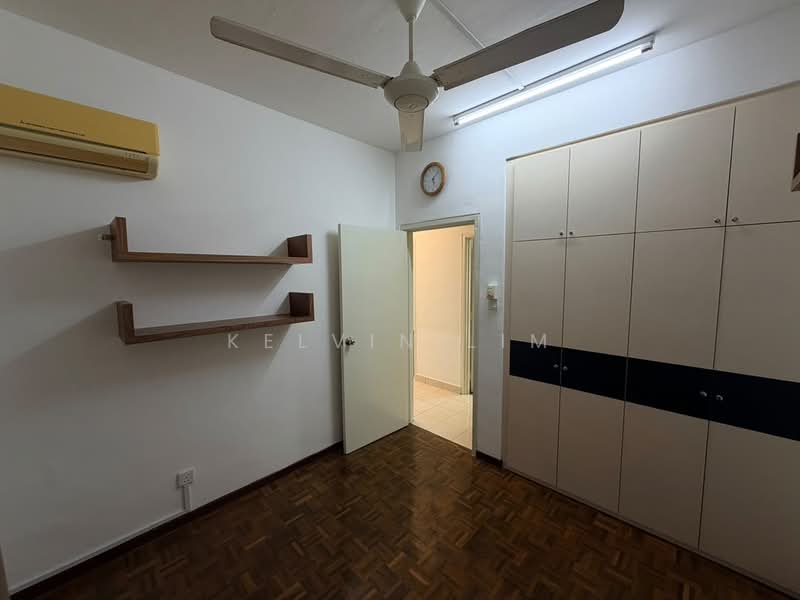 Apartment for Rent at Bayu Puteri 1 - Kelvin Lim - Bedroom - PropertyGuru.com.my