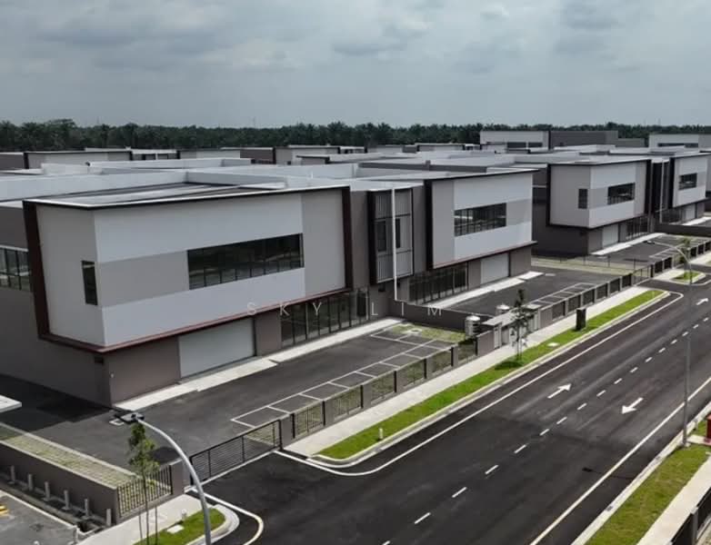 Semi-D Factory for Rent in Klang (Selangor) - Sky Lim - Exterior - PropertyGuru.com.my