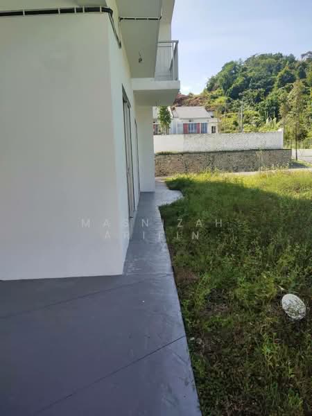 Rumah Teres 2 Tingkat untuk Dijual di Bandar Sri Sendayan (Negeri Sembilan) - Masnizah Arifin - Exterior - PropertyGuru.com.my