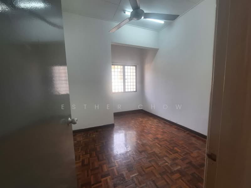 2-storey Terraced House for Sale in Taman Kelana Idaman (Ara Damansara) - Esther Chow - Interior - PropertyGuru.com.my