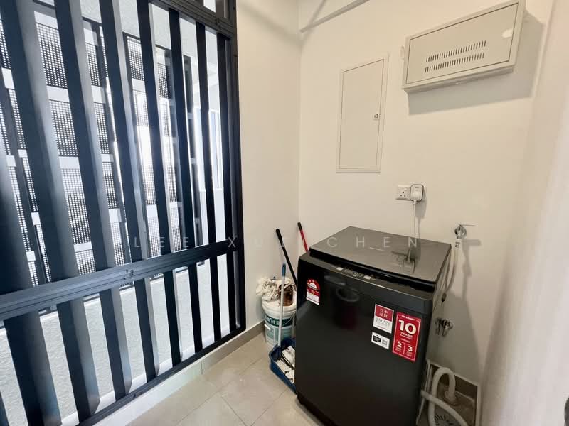 Kondominium untuk Disewa di Mezzo - Lee Xue Chen - Balcony - PropertyGuru.com.my
