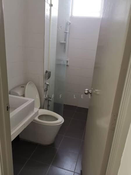 Service Residence for Rent at Vue Residences - Luff Lee - Bathroom - PropertyGuru.com.my