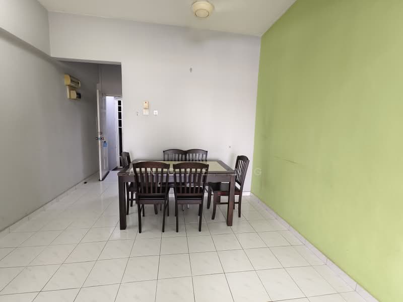 Condominium for Rent at Straits Court - Angie Ng - Dining Room - PropertyGuru.com.my