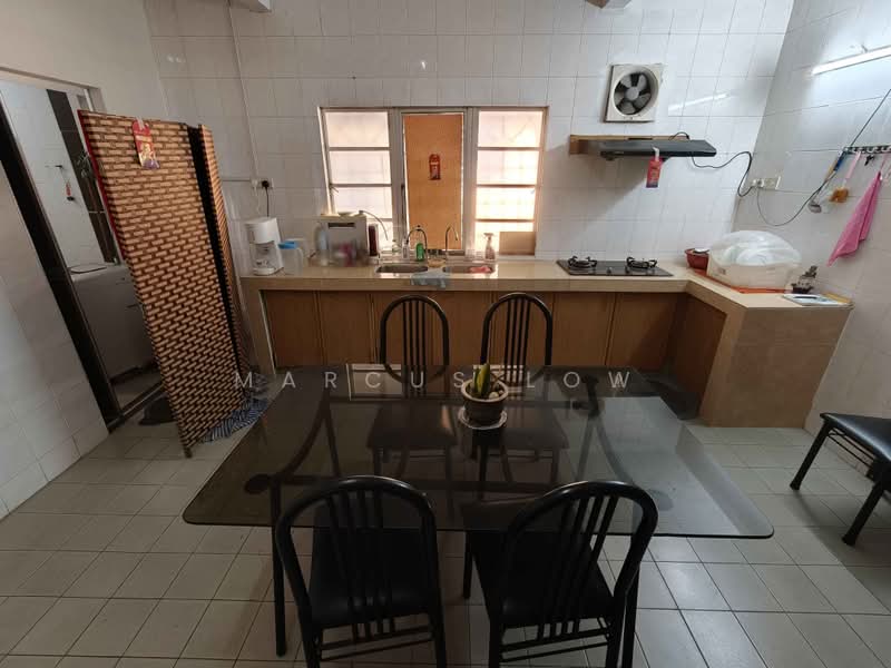 Rumah Teres 2 Tingkat untuk Dijual di Puchong (Selangor) - Marcus Low - Kitchen - PropertyGuru.com.my