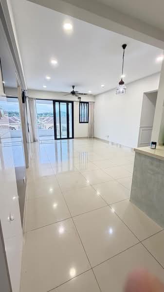 Condominium for Sale at Hillpark Residence - Wayne Yap - Living Room - PropertyGuru.com.my